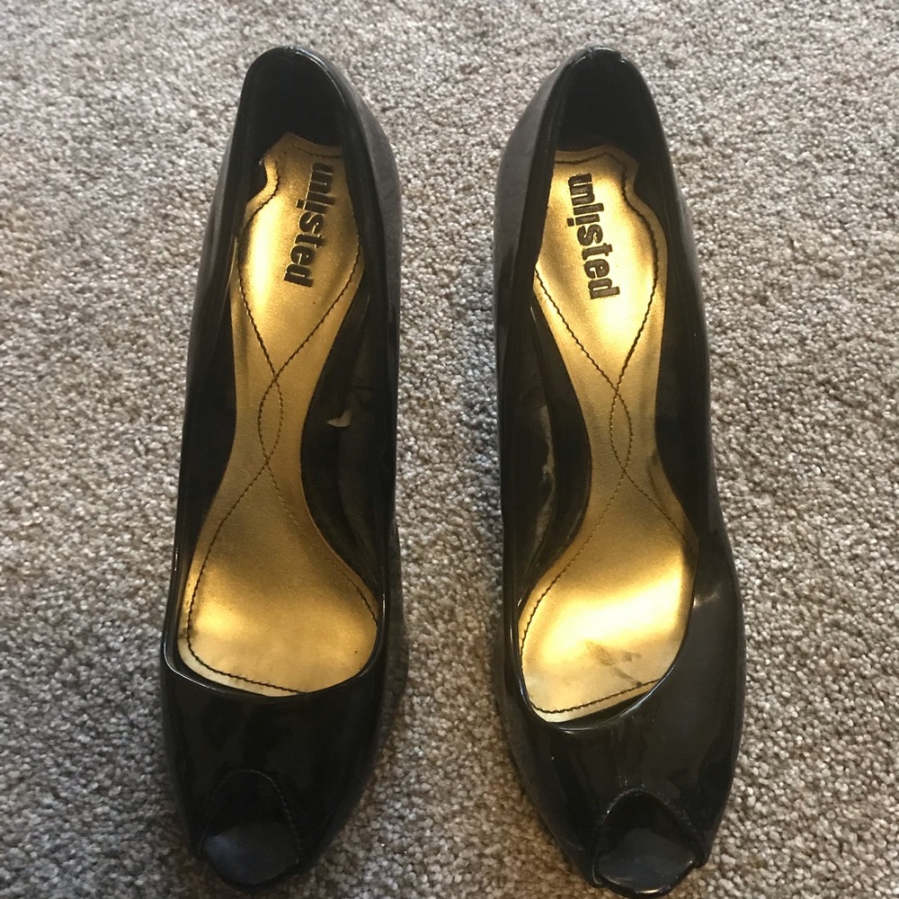Black heels